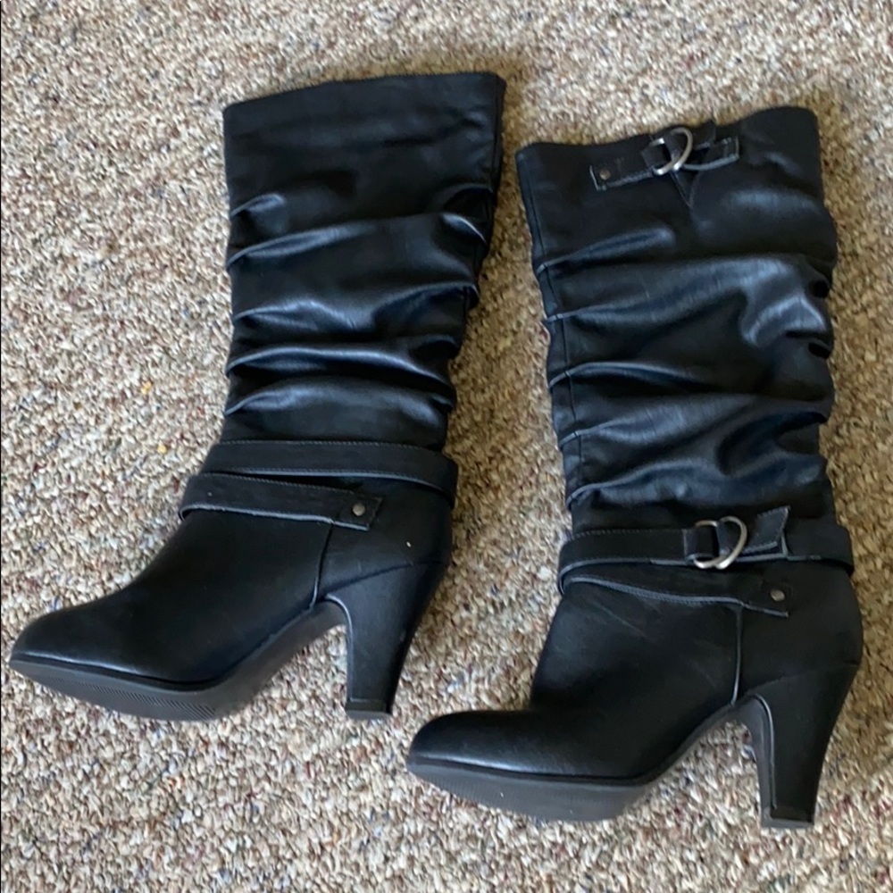 Black heel boots